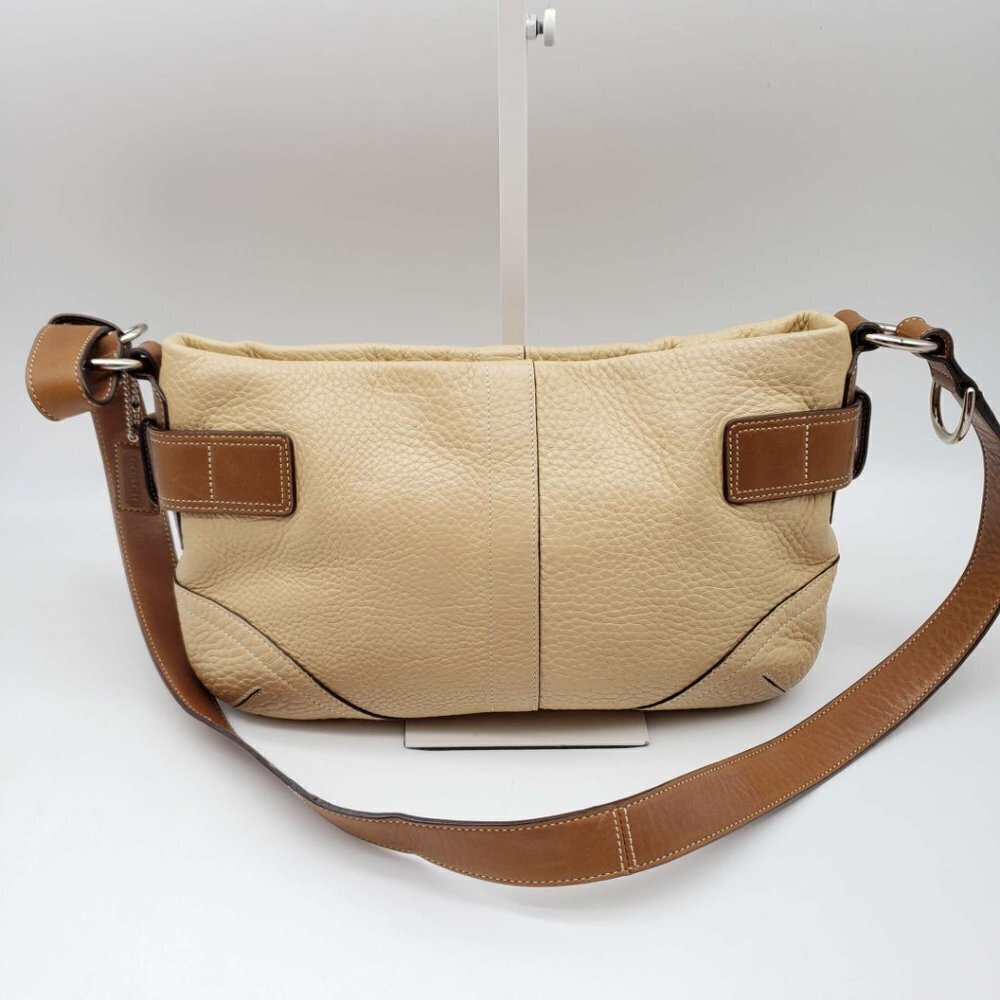 100% Authentic Coach Shoulder Bag - Picture 3 of 14